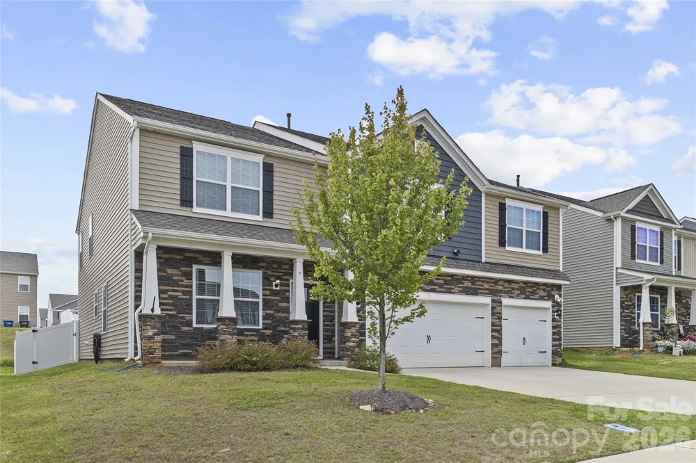134 Giant Oak Avenue Statesville, NC 28677