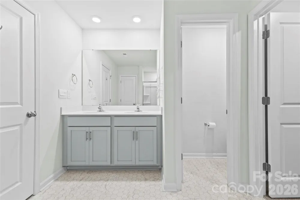 134 Giant Oak Avenue Statesville, NC 28677