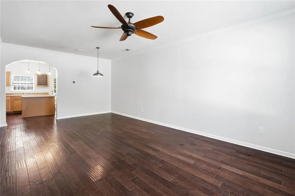 2086 Del Lago Circle Kennesaw, GA 30152