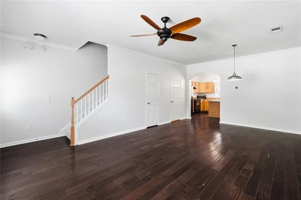 2086 Del Lago Circle Kennesaw, GA 30152