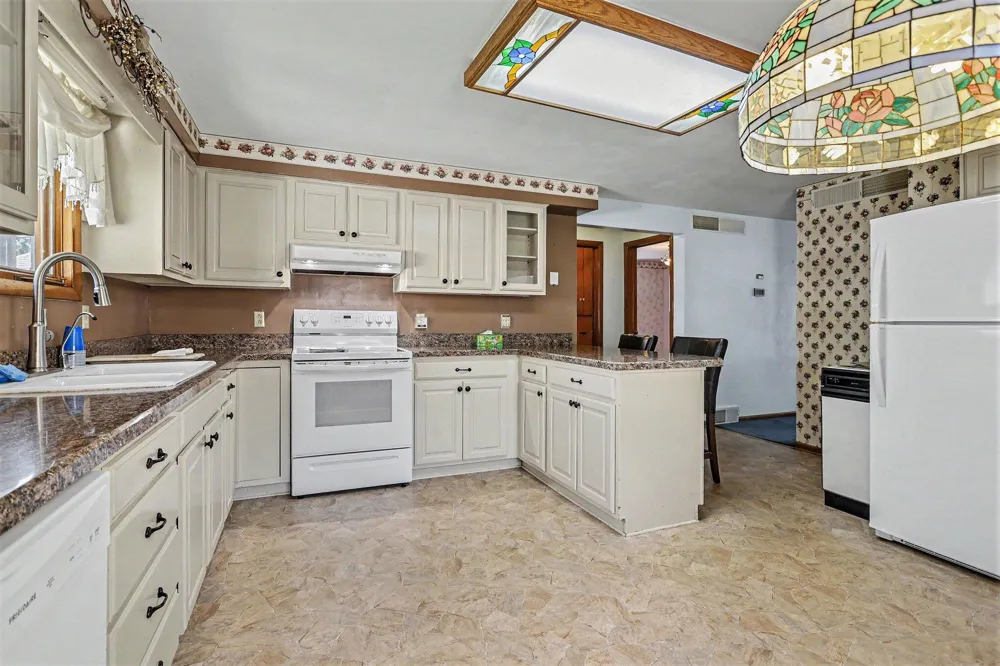 1347 Ferry Street Niles, MI 49120