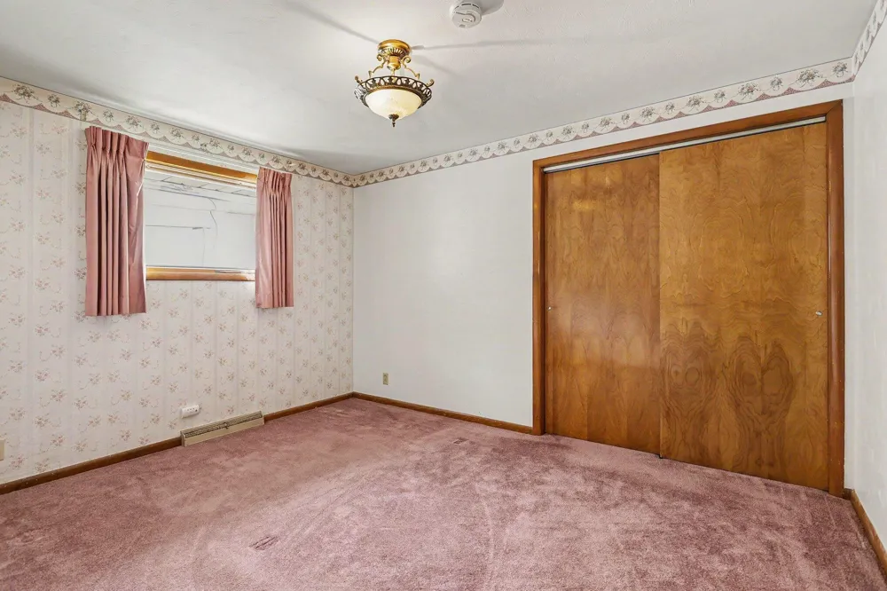 1347 Ferry Street Niles, MI 49120