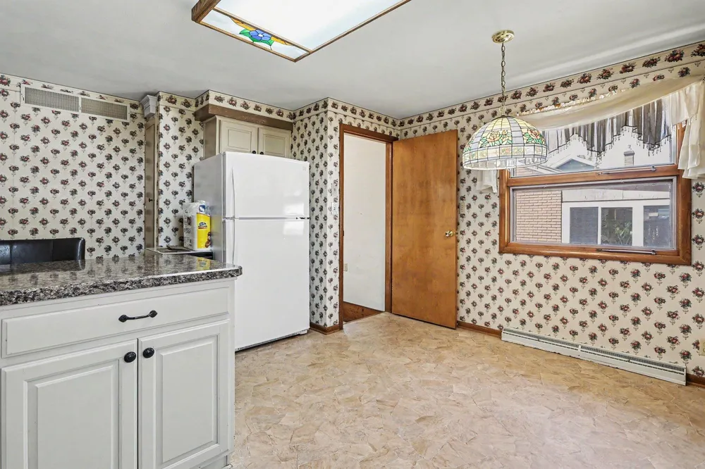 1347 Ferry Street Niles, MI 49120