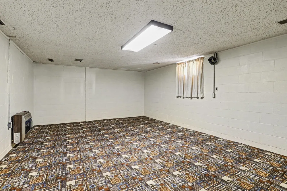 1347 Ferry Street Niles, MI 49120