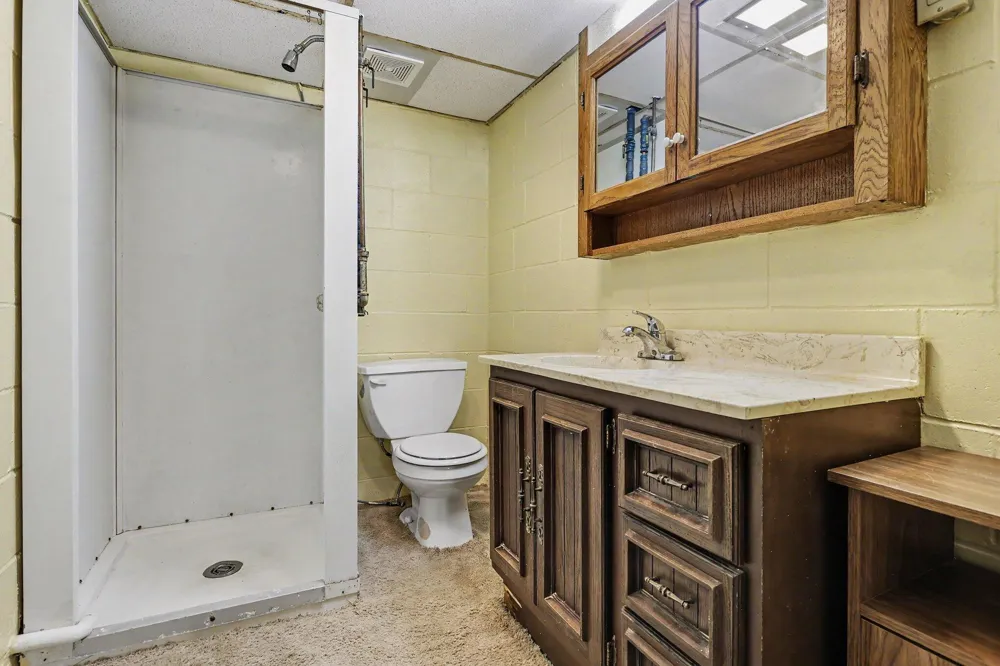1347 Ferry Street Niles, MI 49120