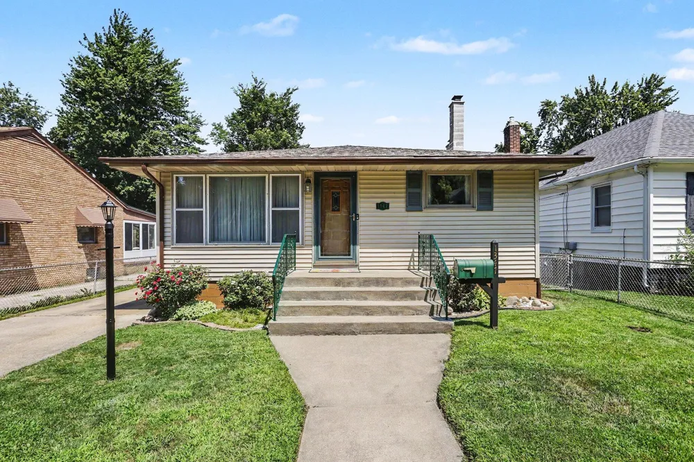 1347 Ferry Street Niles, MI 49120