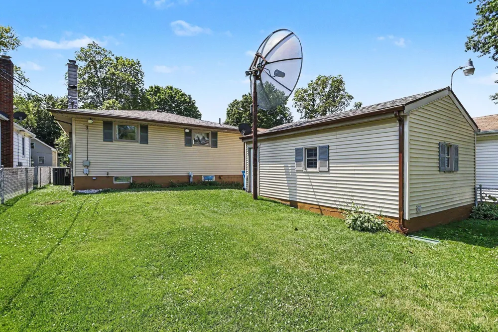 1347 Ferry Street Niles, MI 49120