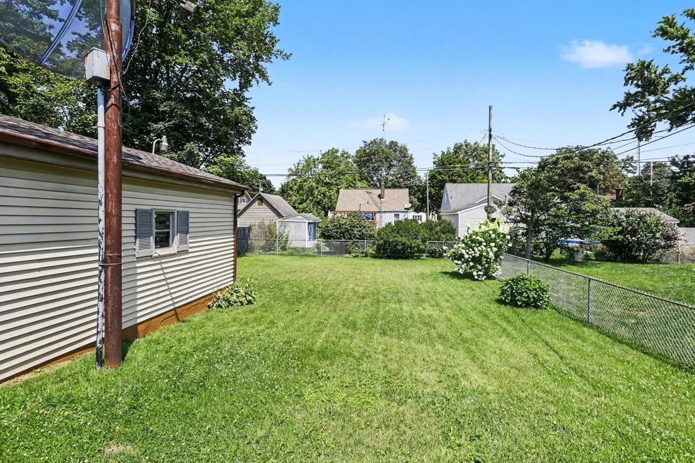 1347 Ferry Street Niles, MI 49120