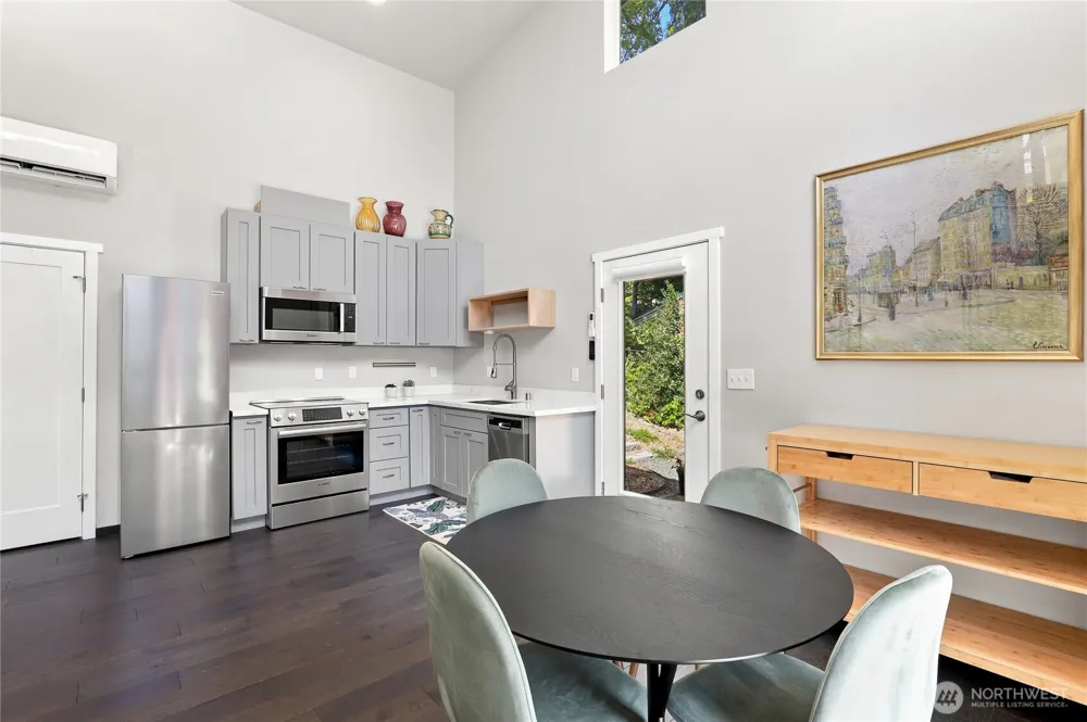 7237 NE Winfred Street Suquamish, WA 98392