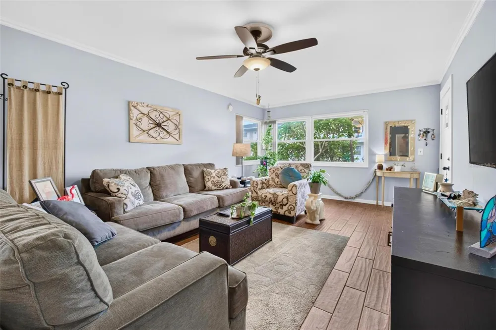 1900 58TH AVENUE #14 St Petersburg, FL 33714