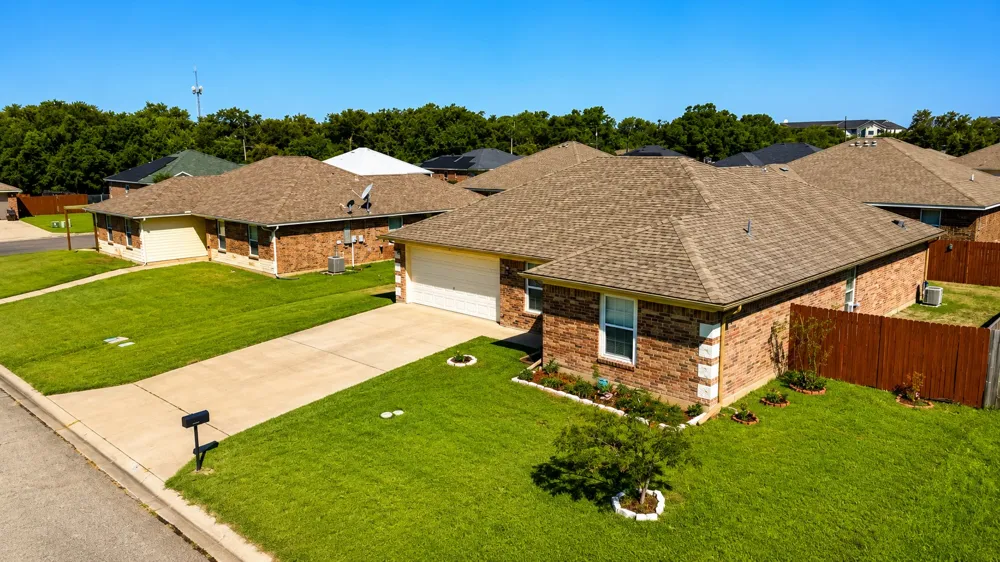 2003 Firefly Circle Bellmead, TX 76705