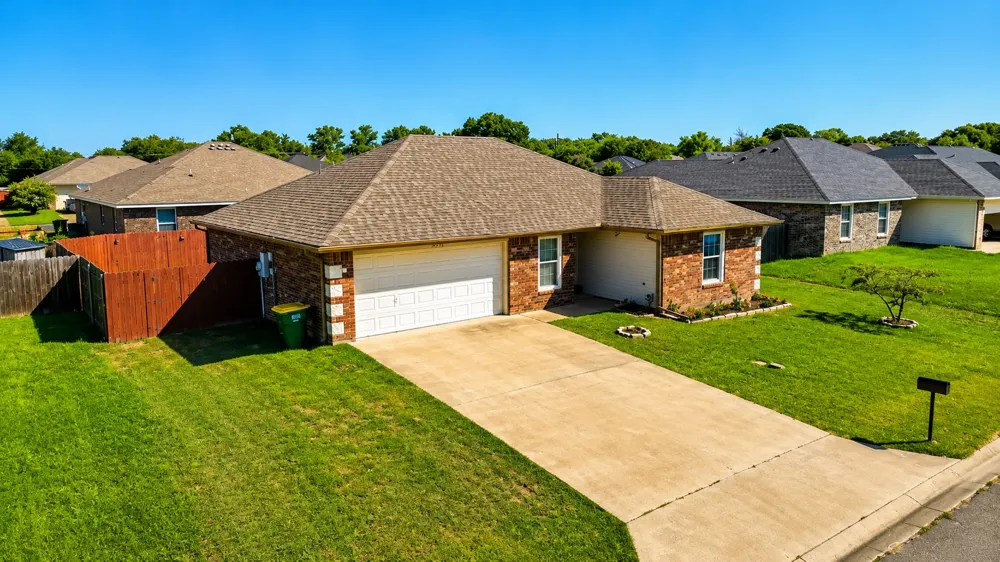 2003 Firefly Circle Bellmead, TX 76705