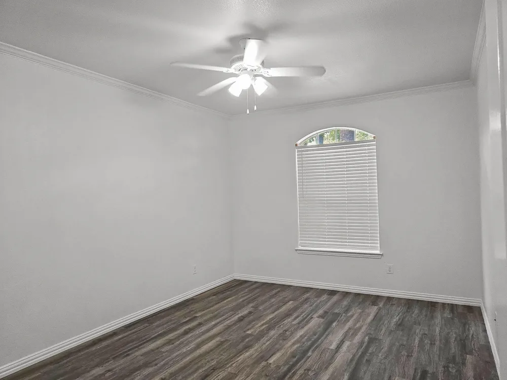 1501 Cedar Elm Drive #101 Euless, TX 76039