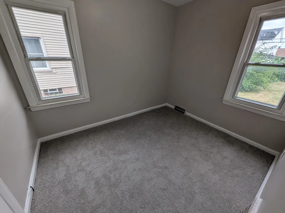 6236 Kenilworth Street Dearborn, MI 48126
