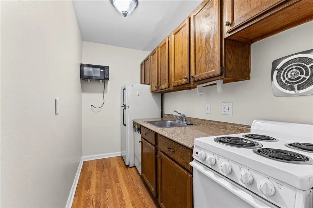 1531 Packard Street #13 Ann Arbor, MI 48104