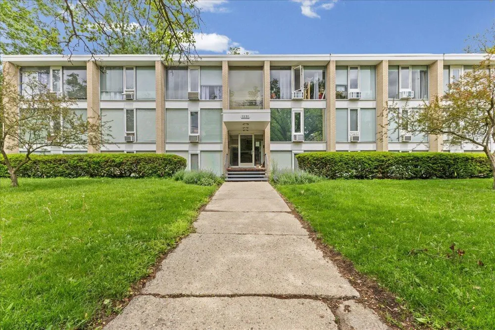 1531 Packard Street #13 Ann Arbor, MI 48104