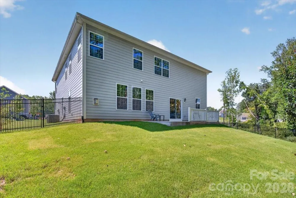 166 Aviendha Lane Troutman, NC 28166