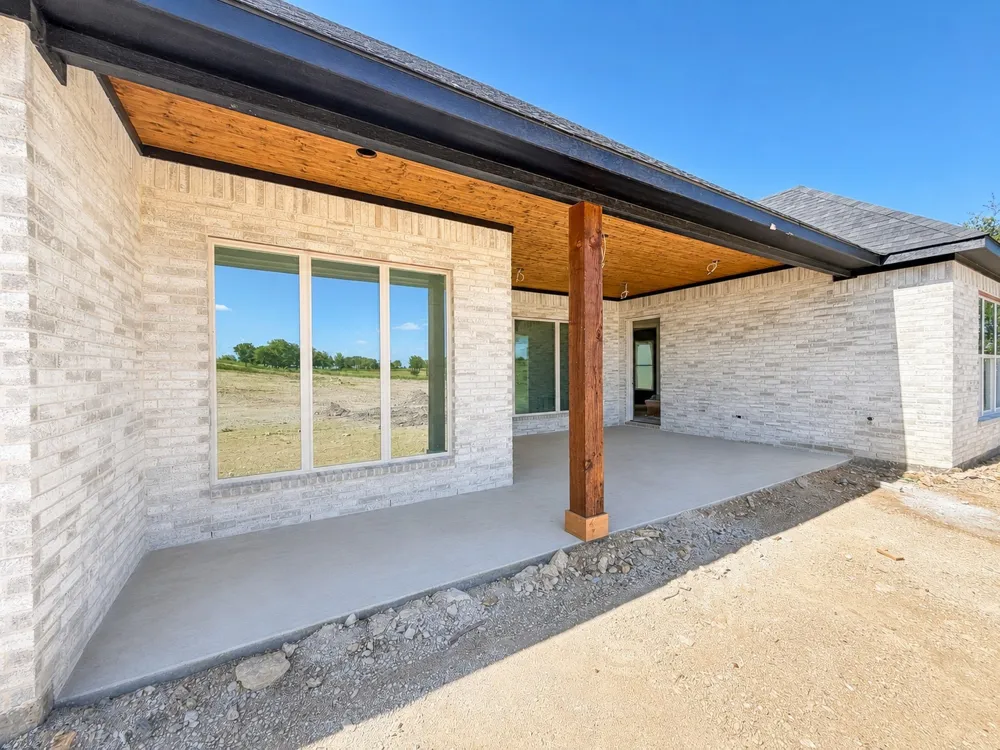 2073 Preserve Trail Weatherford, TX 76087