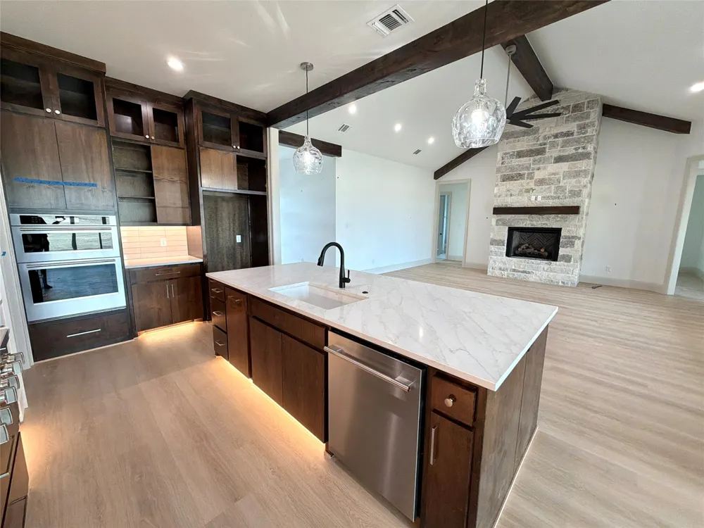 2073 Preserve Trail Weatherford, TX 76087