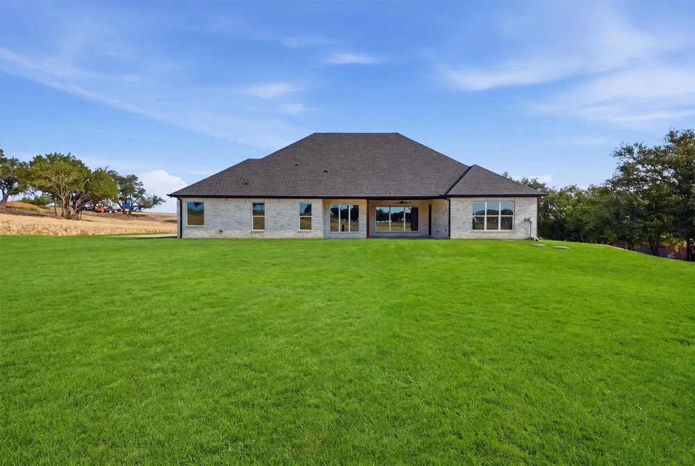 2073 Preserve Trail Weatherford, TX 76087