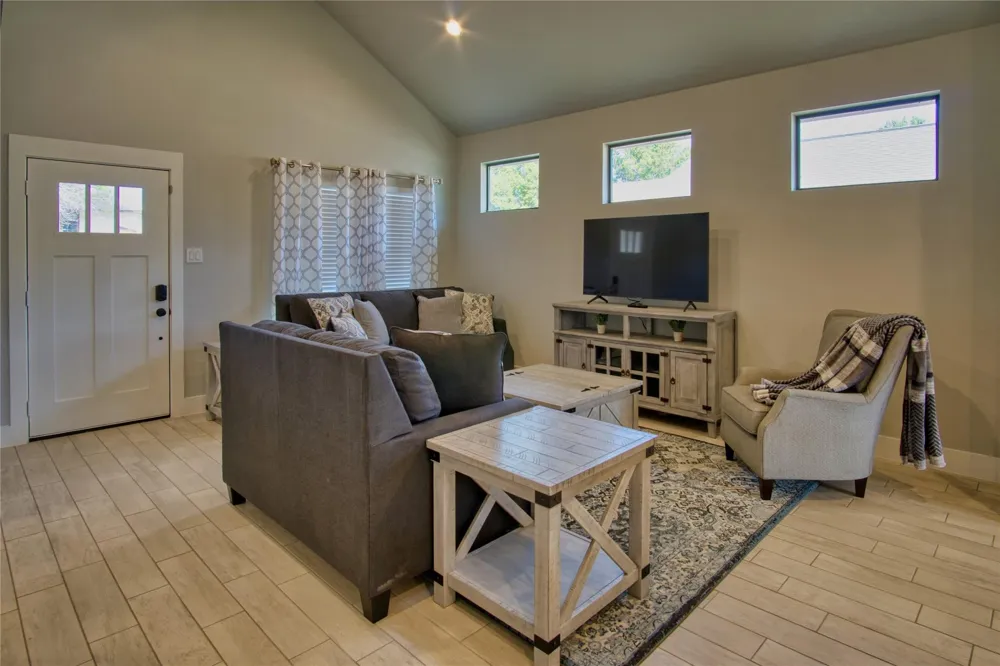 1247 Green Hill Drive Canyon Lake, TX 78133
