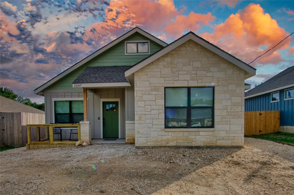 1247 Green Hill Drive Canyon Lake, TX 78133