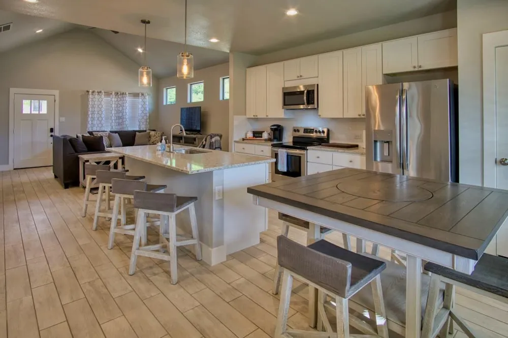 1247 Green Hill Drive Canyon Lake, TX 78133