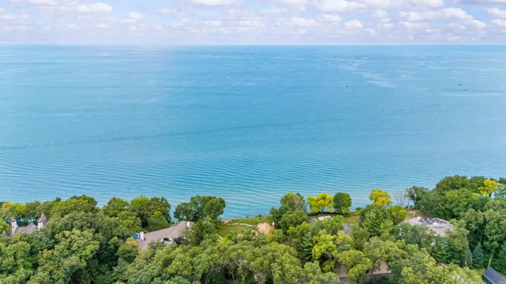 13047 Edgewater New Buffalo, MI 49117