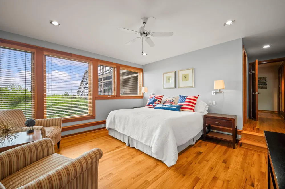 13047 Edgewater New Buffalo, MI 49117