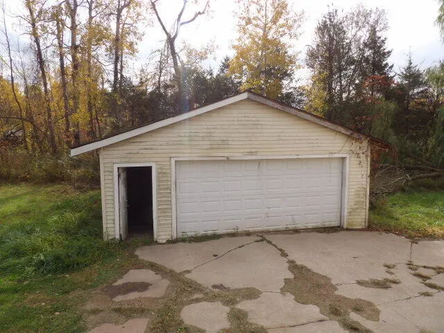 34637 76th Street Covert, MI 49043