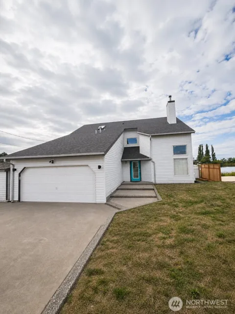 4431 Saltspring Drive