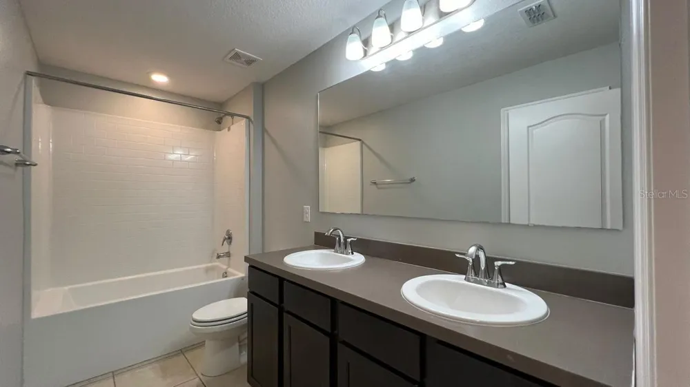 4805 CORAL CASTLE DRIVE Kissimmee, FL 34746