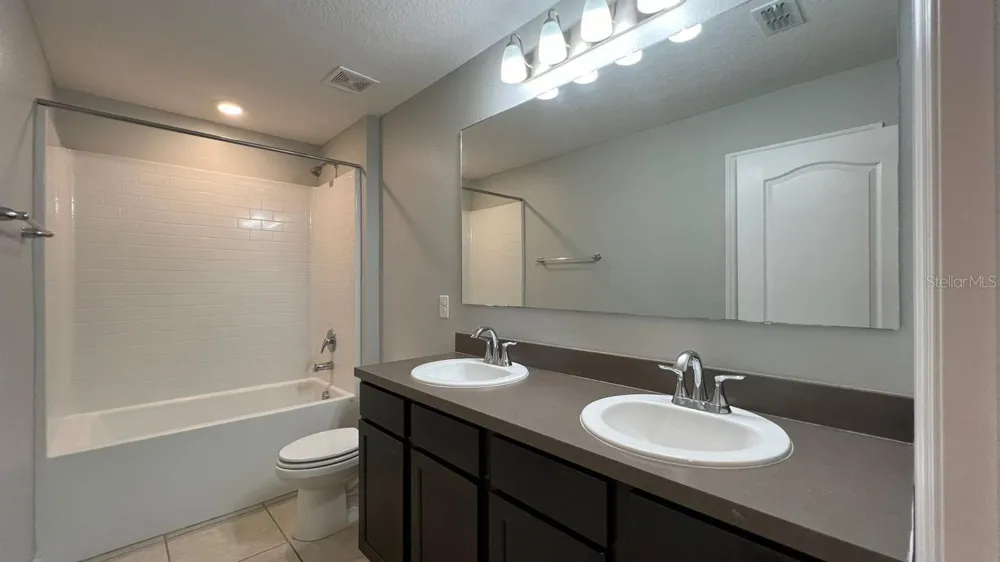 4805 CORAL CASTLE DRIVE Kissimmee, FL 34746