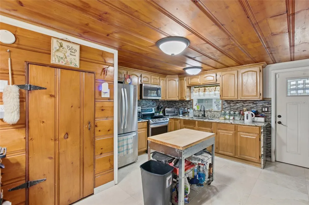 40832 RIVER ROAD Dade City, FL 33525