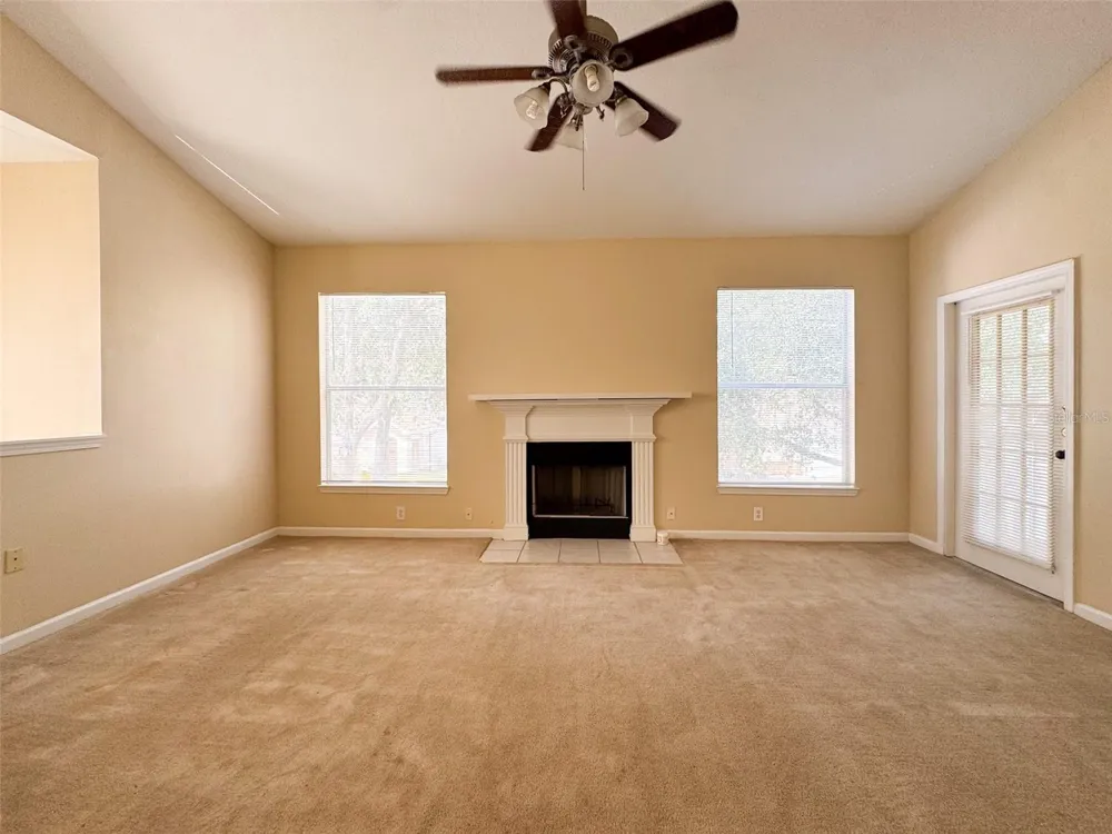 10561 VILLA VIEW CIRCLE #10561 Tampa, FL 33647