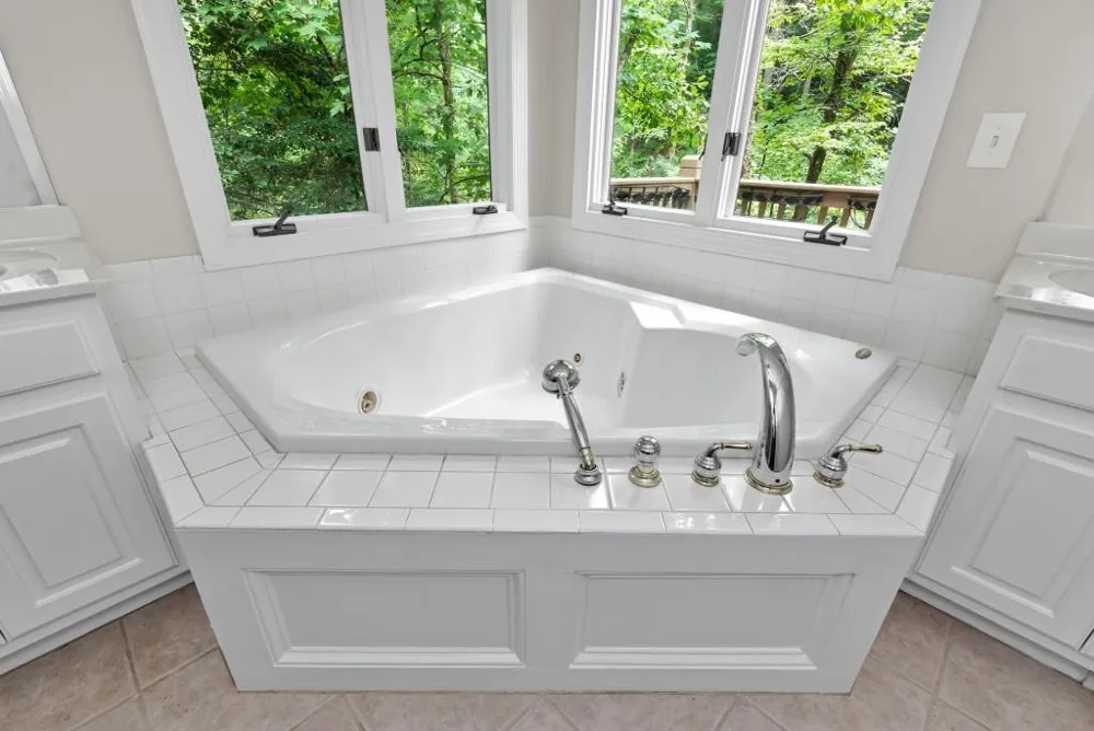 161 Falling Creek Sautee Nacoochee, GA 30571