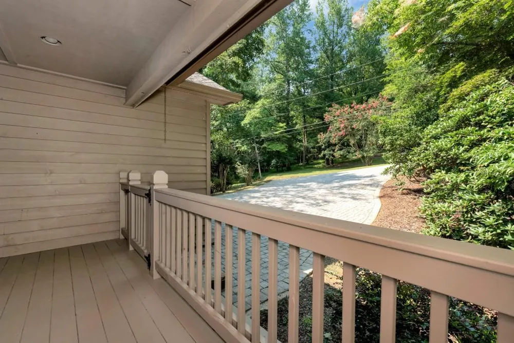 161 Falling Creek Sautee Nacoochee, GA 30571