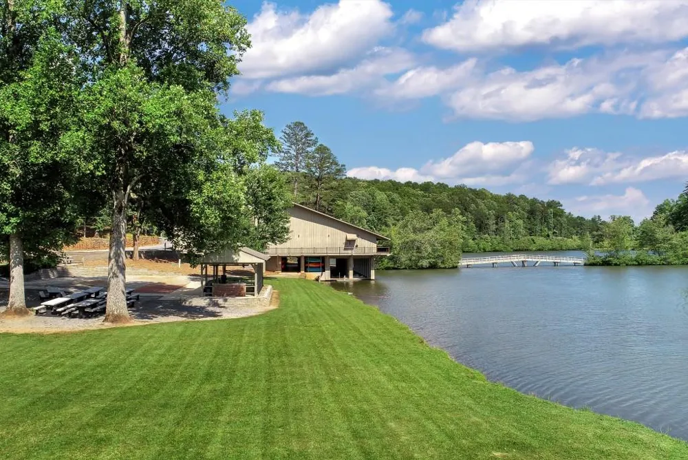 161 Falling Creek Sautee Nacoochee, GA 30571