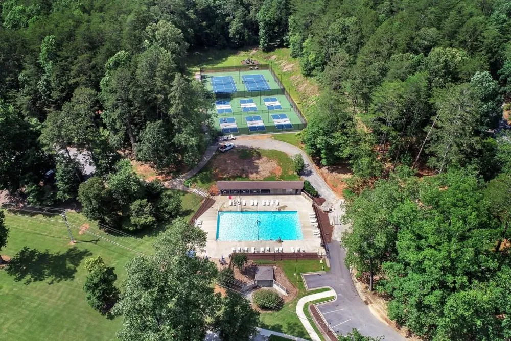 161 Falling Creek Sautee Nacoochee, GA 30571