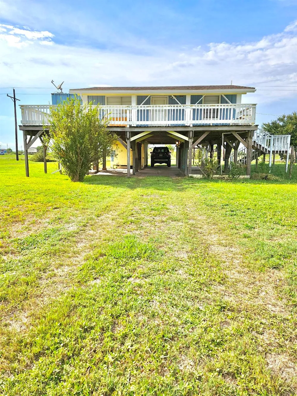 2104 Galveston Avenue Bolivar Peninsula, TX 77650