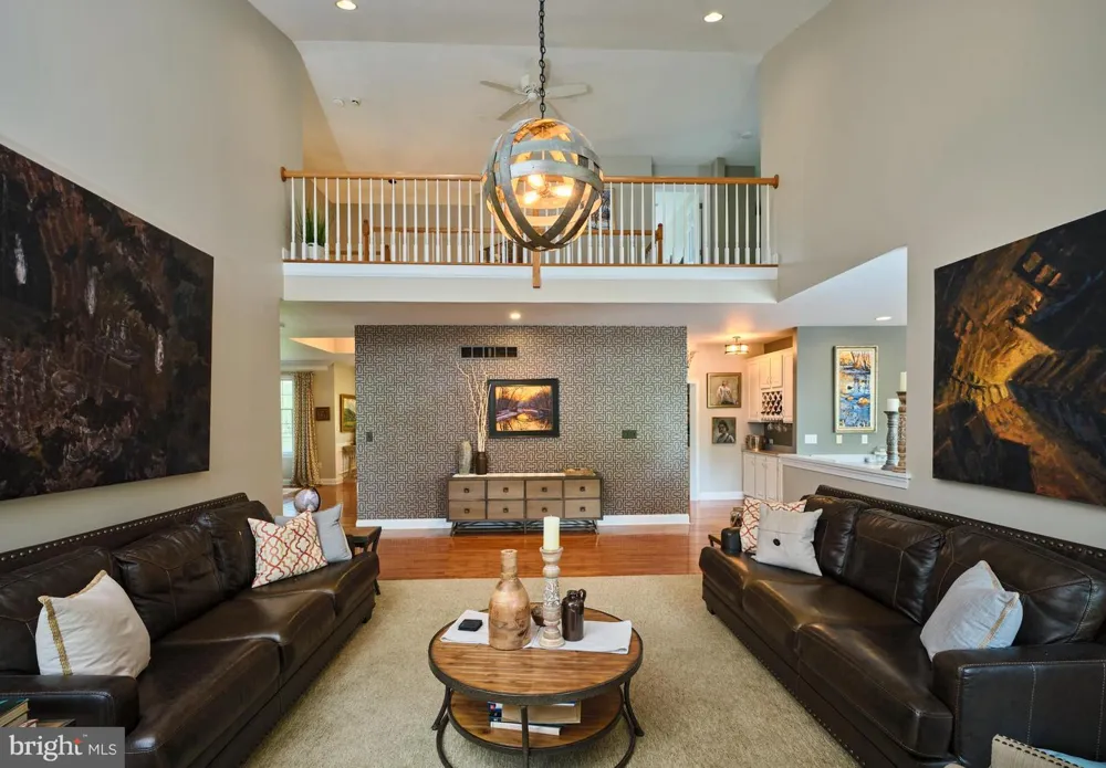 3 WILLIAMSON LANE Lambertville, NJ 08530