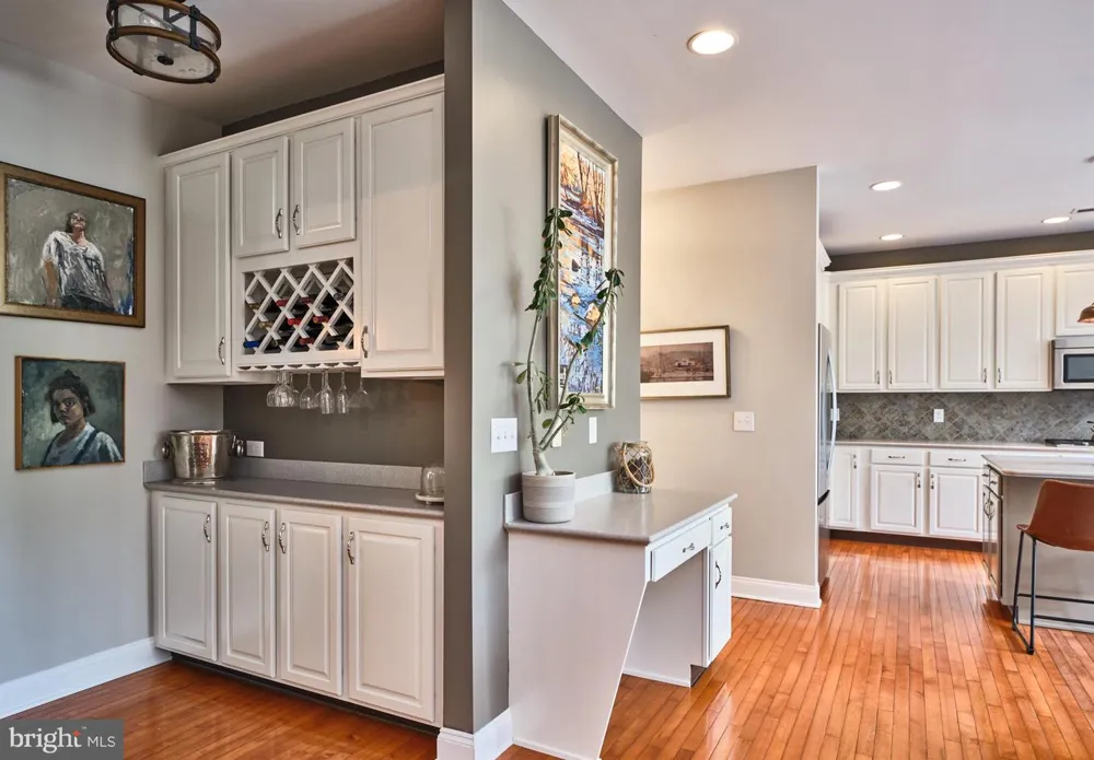 3 WILLIAMSON LANE Lambertville, NJ 08530