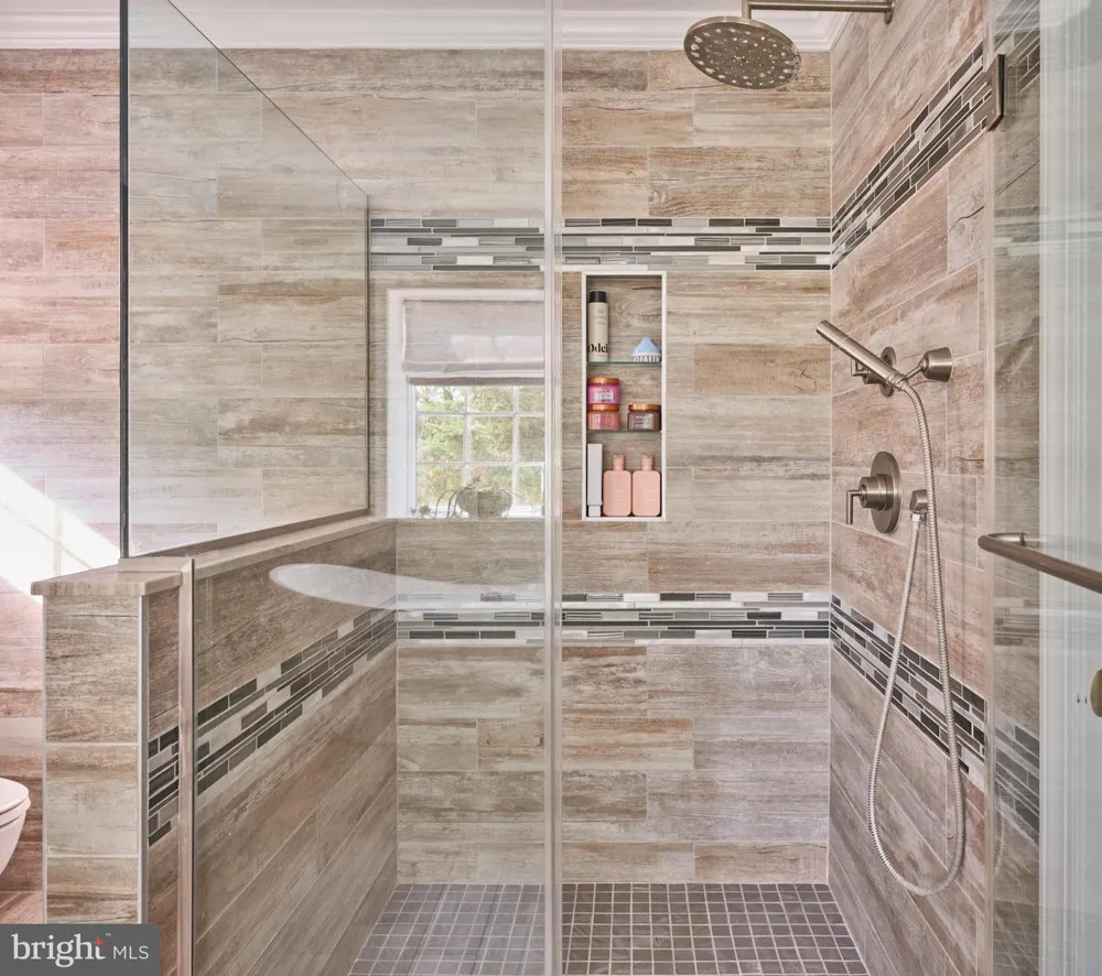 3 WILLIAMSON LANE Lambertville, NJ 08530