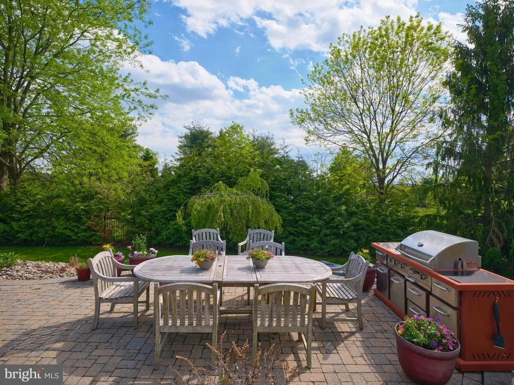 3 WILLIAMSON LANE Lambertville, NJ 08530