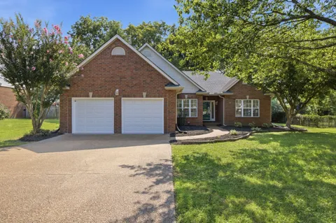 2646 Churchill Dr