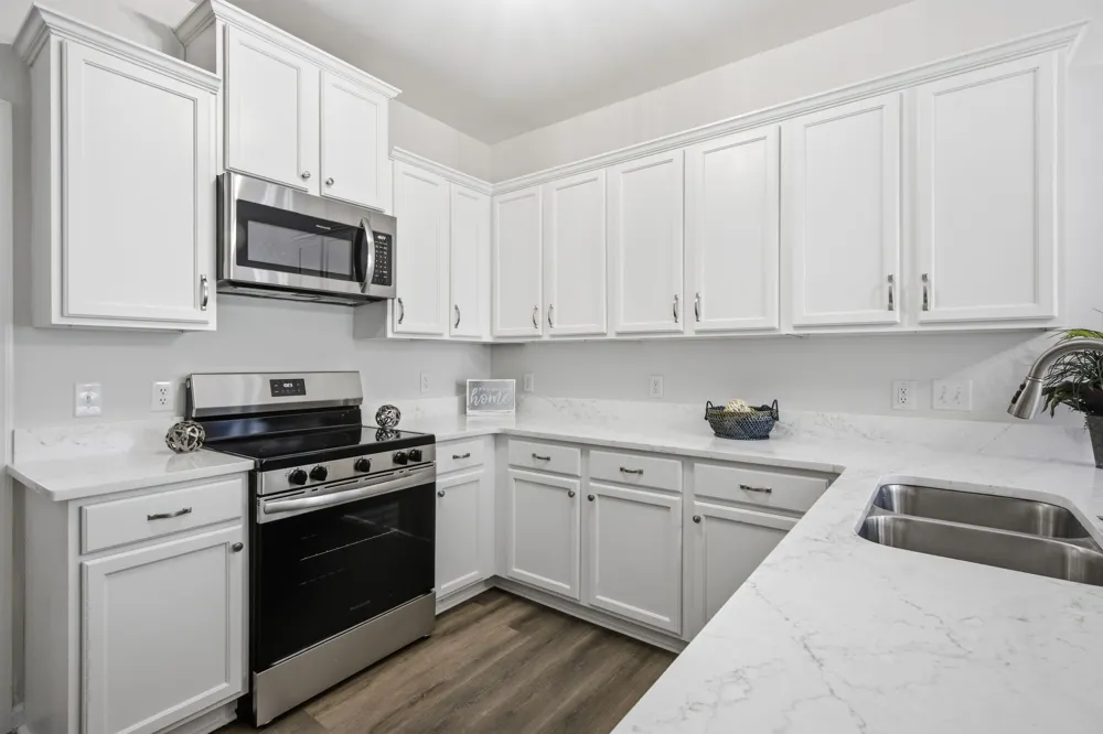 2646 Churchill Dr Thompsons Station, TN 37179