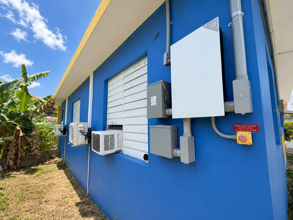 122 POMARROSA ST. Fajardo, PR 00738