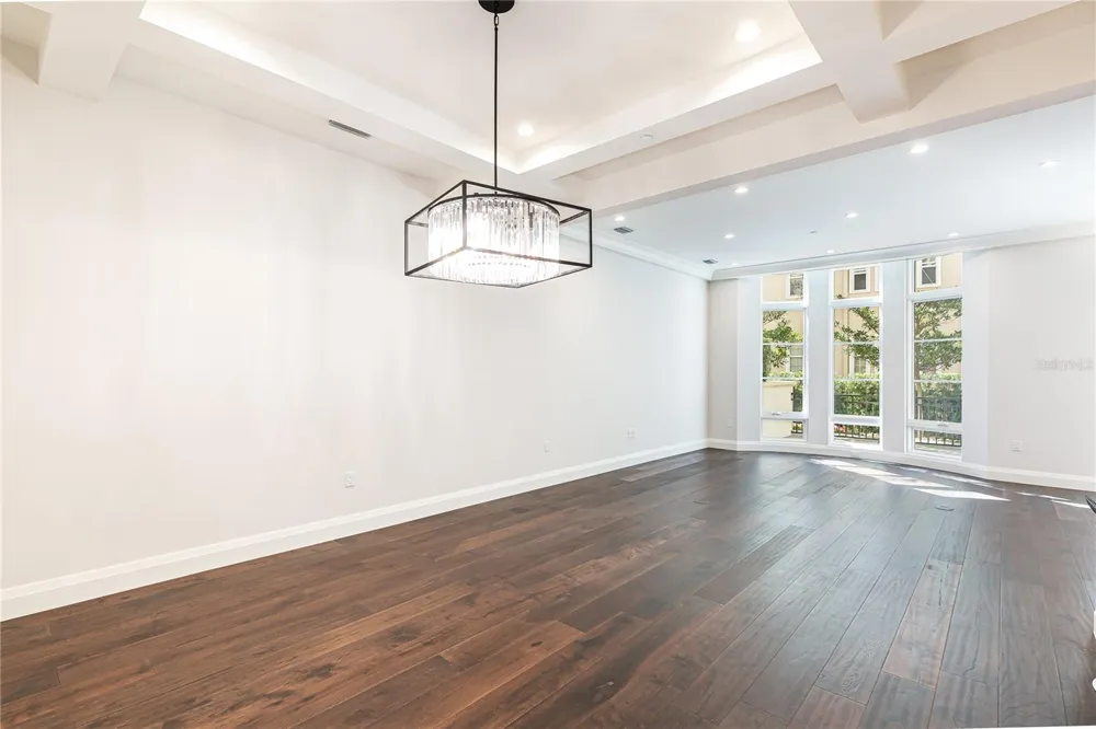 125 S INTERLACHEN AVENUE #2 Winter Park, FL 32789