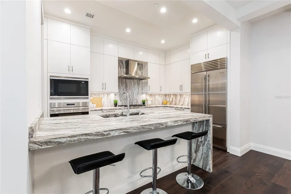 125 S INTERLACHEN AVENUE #2 Winter Park, FL 32789
