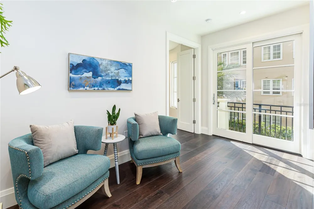 125 S INTERLACHEN AVENUE #2 Winter Park, FL 32789